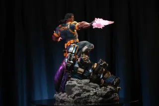 Figura Bishop vs Centinela LL. No sideshow