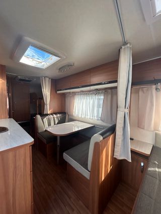 CARAVANA WEINSBERG 550 QDK-AIRE-MOVER