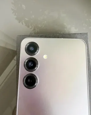 MOVIL SAMSUNG GALAXY S25 256GB COMO NUEVO