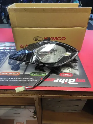 Faro Delantero Derecho Kymco MXU 250