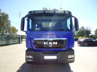 MAN TGS 26 440-CAMIONES GANCHO + GRUA