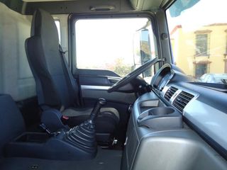 MAN TGS 26 440-CAMIONES GANCHO + GRUA