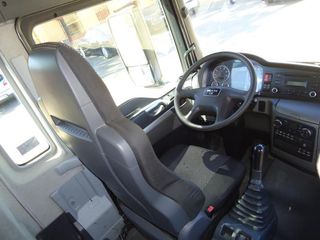 MAN TGS 26 440-CAMIONES GANCHO + GRUA