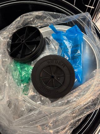 Barbacoa Weber Compact Kettle Negra