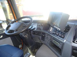 Volvo FM 13 440-CAMIONES GANCHO