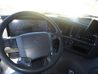Volvo FM 13 440-CAMIONES GANCHO