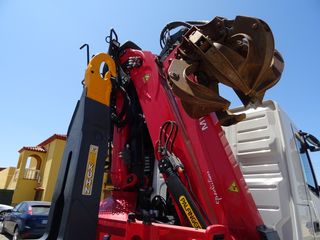 Volvo FM 450-CAMIONES GANCHO + GRUA