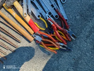 Lote de herramientas manuales