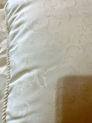 2 Edredones con cojín  Reig Marti beige/blanco