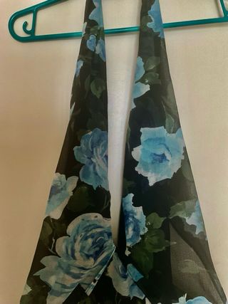 Vestido largo floral Zara