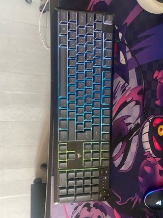 Teclado Corsair K55 RGB