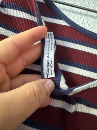 Jersey de rayas rojo y blanco