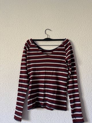 Jersey de rayas rojo y blanco
