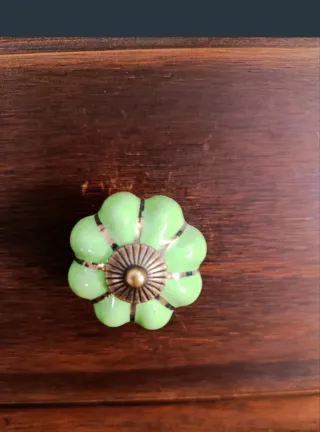 Cómoda de madera con 6 cajones