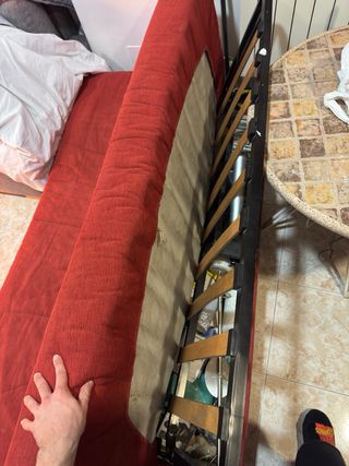 Sofá Cama Rojo 1 euro