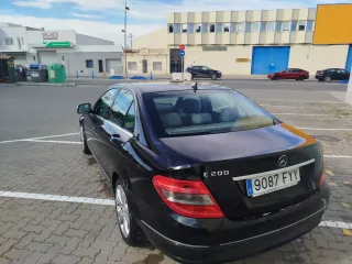 Mercedes-Benz Clase C200 cdi