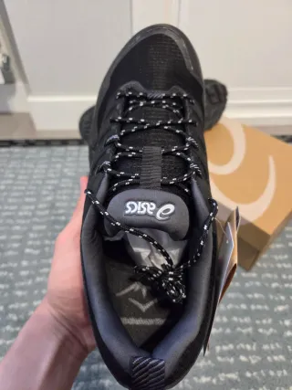 Asics Gel Trabuco Zapatilla Trail Running talla 44