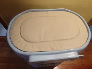 Cambiador y bañera para bebé