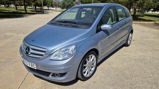 Mercedes-Benz Clase B200 D