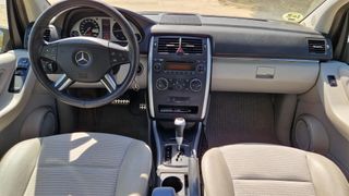 Mercedes-Benz Clase B200 D