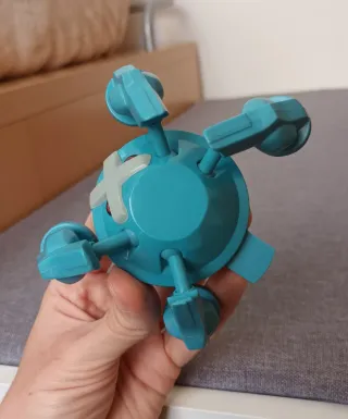 Figuras Pokémon Beldum, Metang y Metagross Hasbro