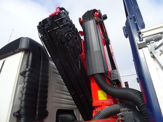 Volvo FM 370-CAMIONES GRUA