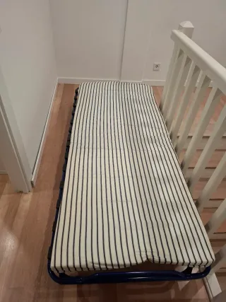 Cama plegable Ikea con colchón