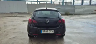 Opel Astra 2010