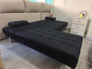 Sofá cama negro de tela