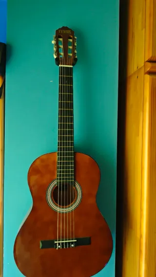 Guitarra Clásica Marrón