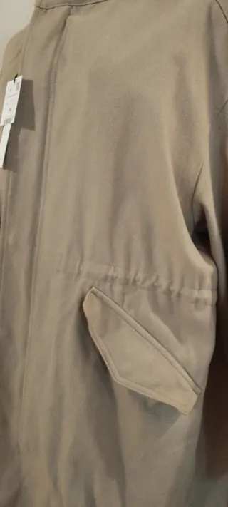 Gabardina Zara Beige Talla L Nueva