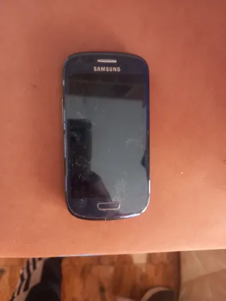 Móvil Samsung Negro