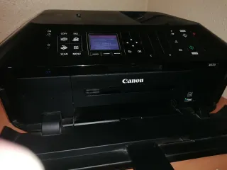 Impresora Canon MX725 + 20 cartuchos