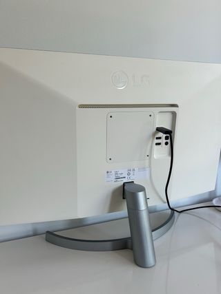 Monitor LG 27 4K UHD (27UL500-W)