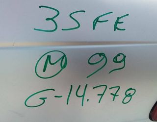 Toyota 5323557 faro izq 54533366 avensis berlina