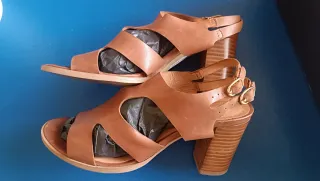 Sandalias George Piel Marrón Tacón 6cm