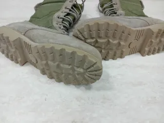 Botas militares, talla 41 (como nuevas)