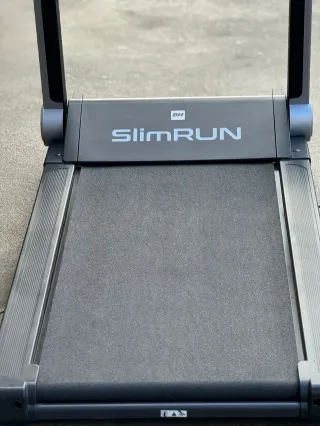 Cinta de correr BH Slim Run / garaje paco