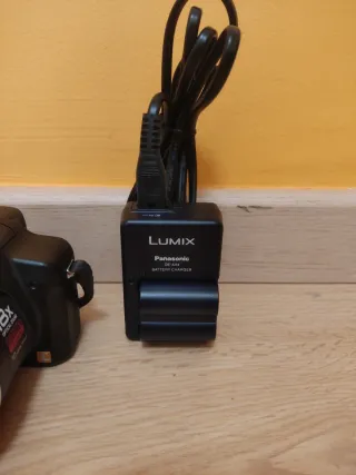 Cámara Panasonic Lumix DMC-FZ28 Negra