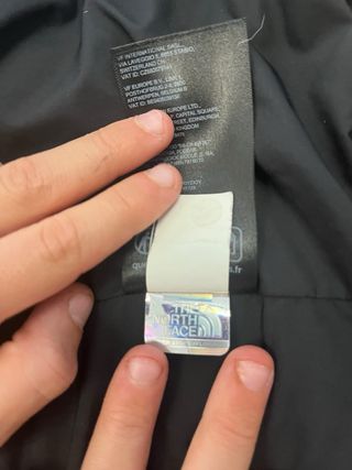 Chaqueta The North Face Negra con Capucha