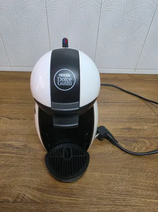 Cafetera Dolce Gusto Piccolo Blanca