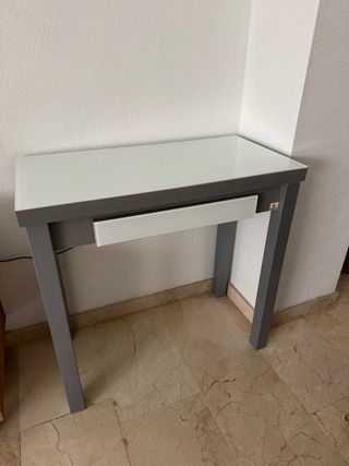 Mesa auxiliar cristal y metal PORTUS