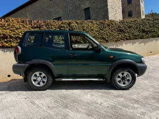 Nissan Terrano II 2002