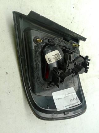 Nissan 20300852 piloto trasero izquierdo primera