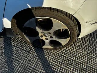 Volkswagen Golf 2005