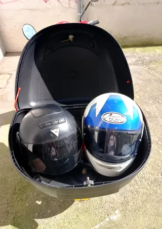 Baúl de moto grande