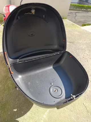 Baúl de moto grande