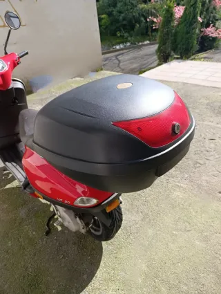 Baúl de moto grande