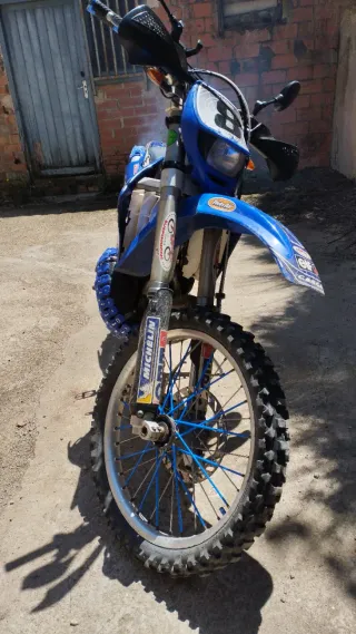 Gas Gas 250 EC Enduro Moto Azul