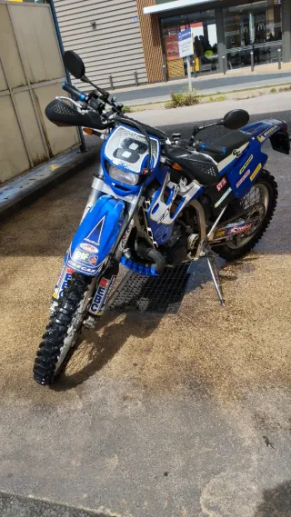 Gas Gas 250 EC Enduro Moto Azul
